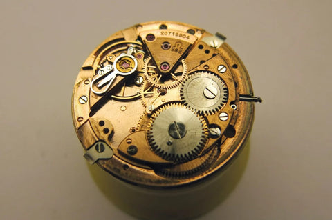 Omega-De-Ville-Seamaster-automatic-watch-movement-Zurichberg