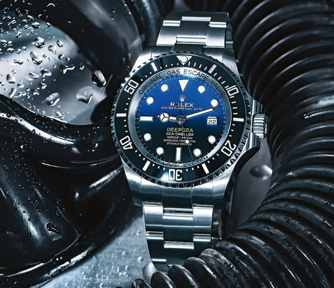 Rolex-Submariner-next-to-diving-mask-Zurichberg