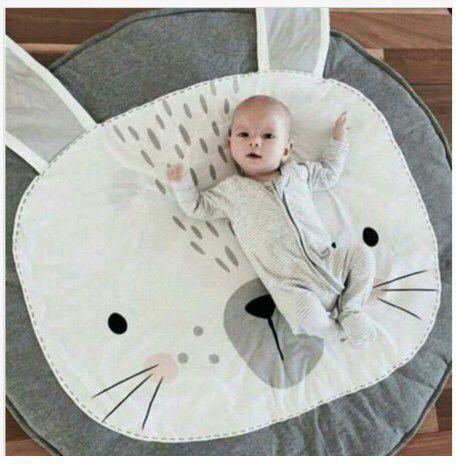 Tapis rond pour bébé lapin