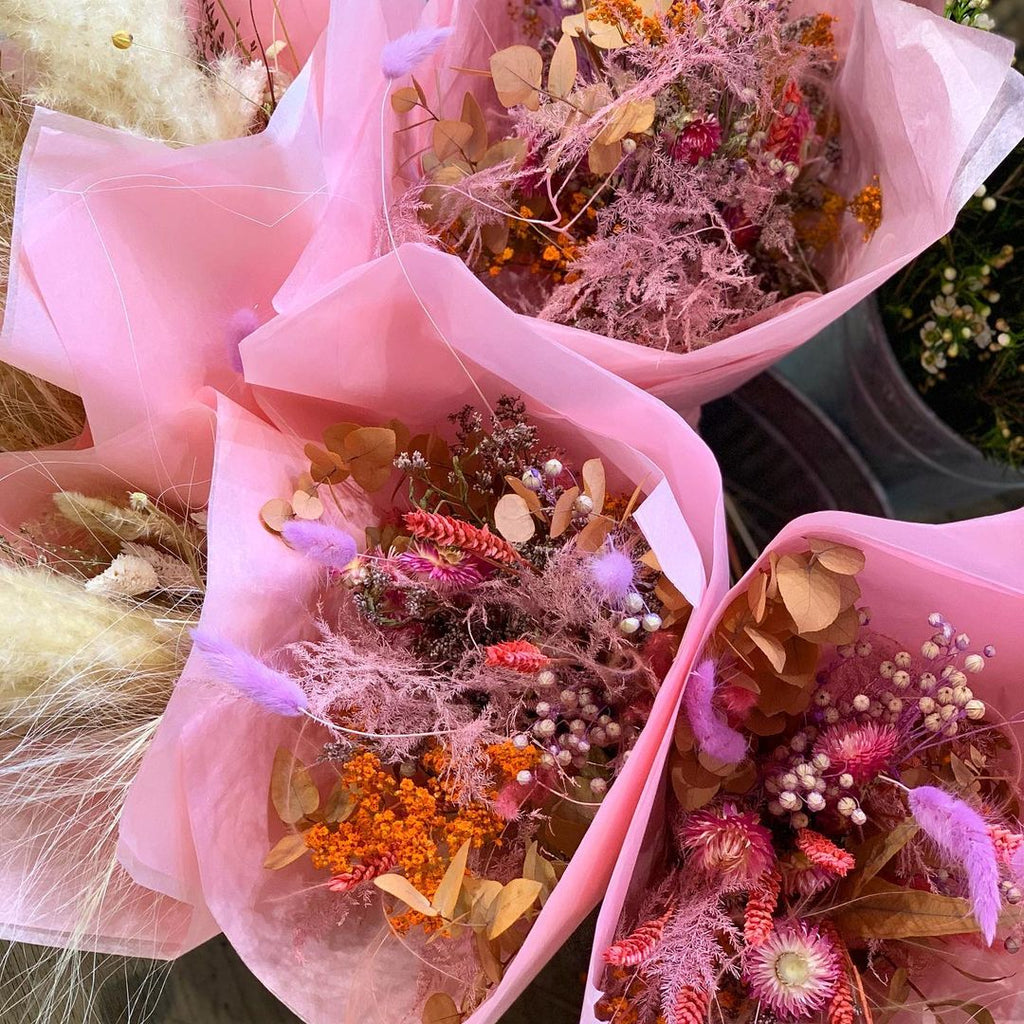 fluoresse dried flowers