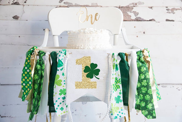 St. Patrick's Day First Birthday Highchair Burlap Banner Girls Shamrock  Clover Irish 1st Birthday Party Decor Pink Lucky One Glitter Cake Topper  Green