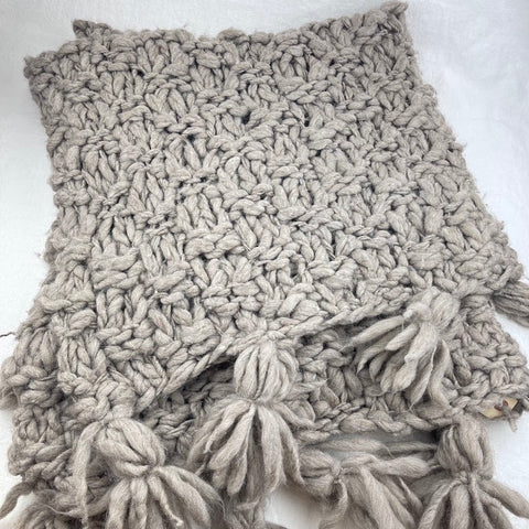 photo of chunky knit throw blanket