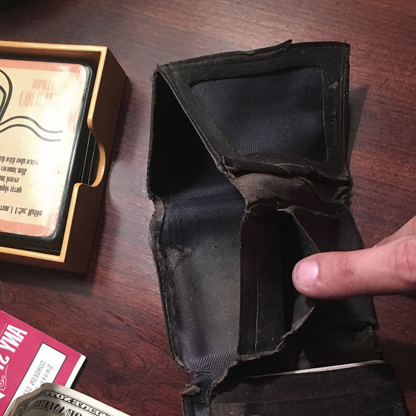 How long can leather wallet last?