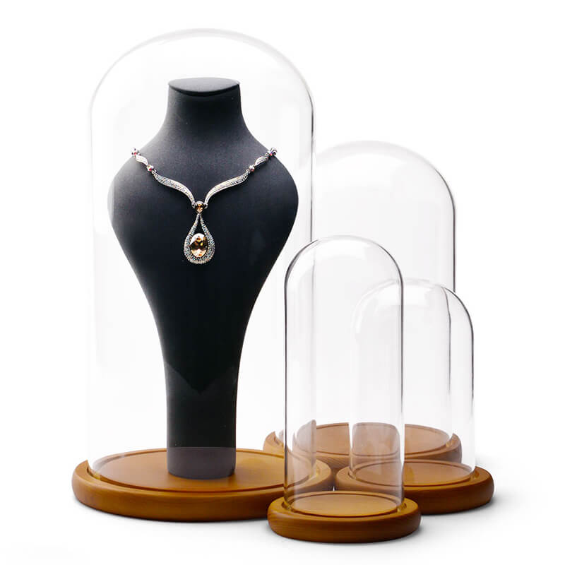 Présentoirs à bijoux : transformez votre vitrine en un véritable bijou