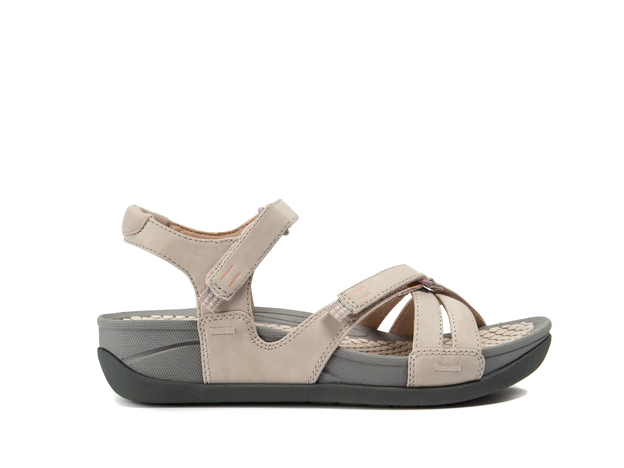 bare traps danny sport sandal