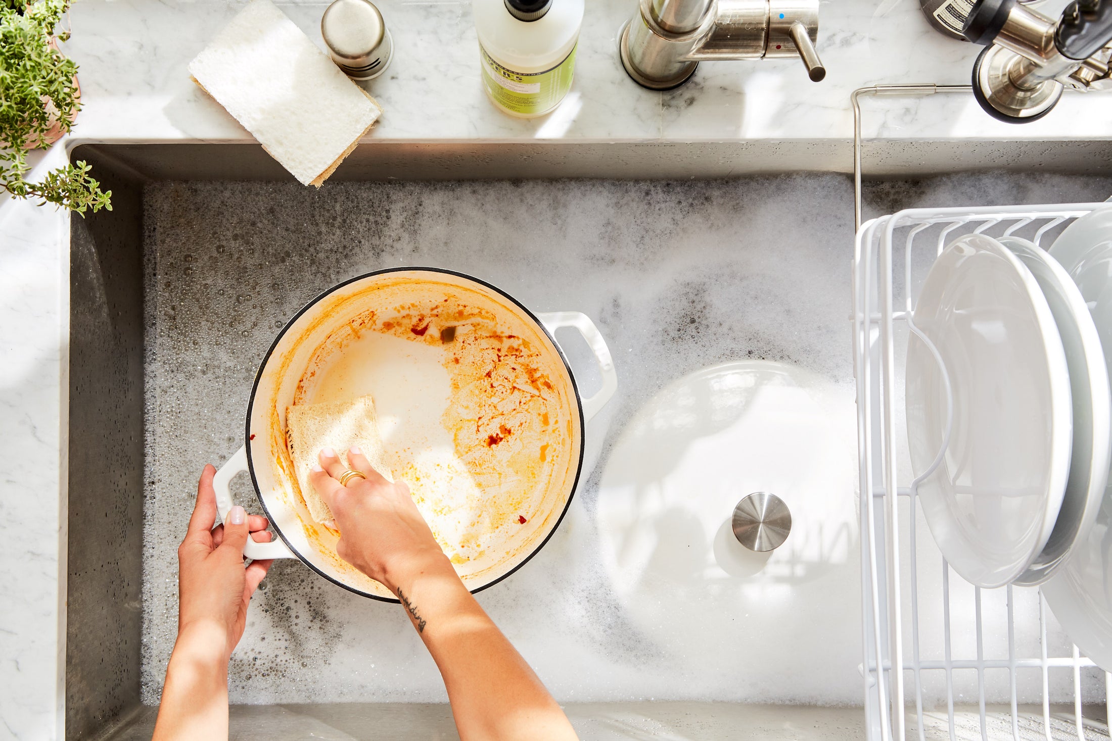 How to Clean Enameled Cast Iron