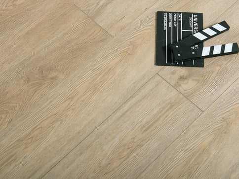 cinnamon oak luxury vinyl flooring