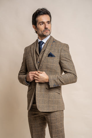 albert-brown-tweed-suit