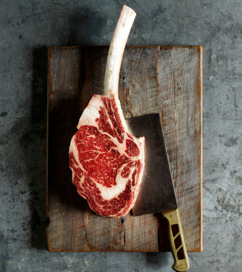 wagyu tomahawk steak