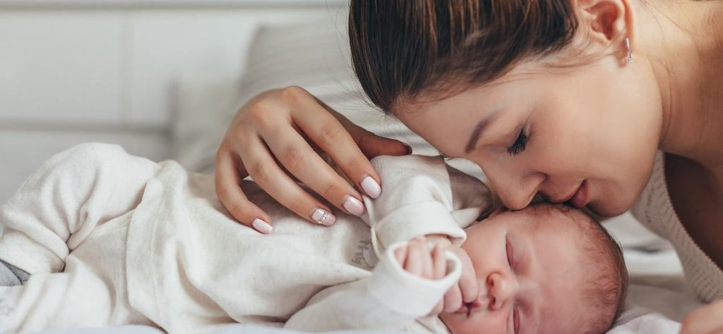 entspannte Wochenbettzeit für Mama und Baby