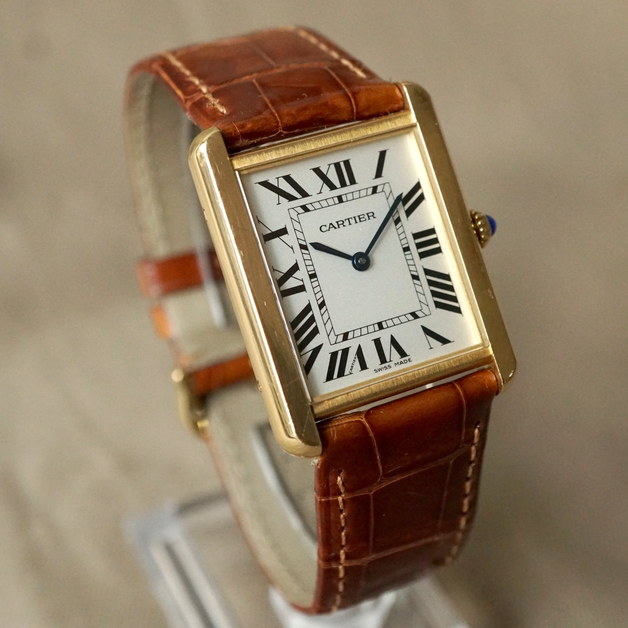 cartier tank solo large gold