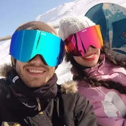 Different mirror lens colors for edgeless ski goggle