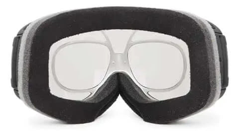Ski goggle with prescription glasses insert