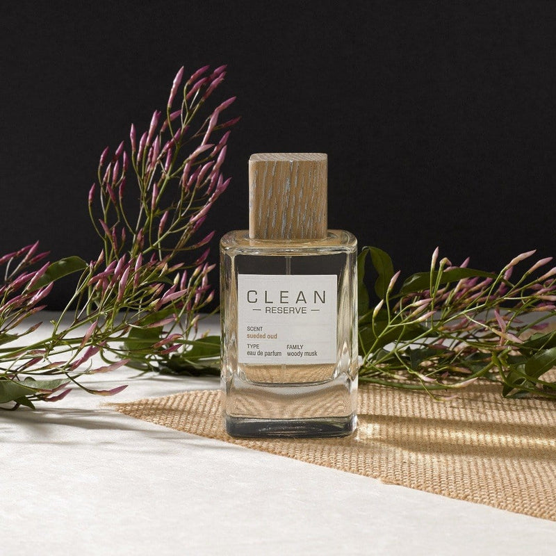 clean sueded oud perfume