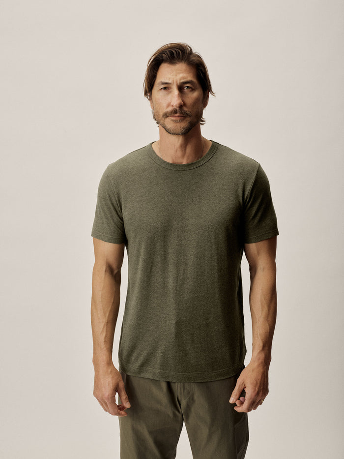 Model Wearing Sergeant Trail Traverse Curved Hem Tee