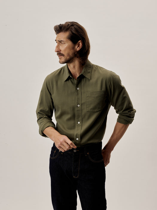 Men's Casual Button Up Shirts: Oxford, Pocket & More | Buck Mason