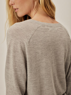 100% Cashmere V-Neck Sweater w/ Loro Piana Yarn in Grey – Wilkes & Riley