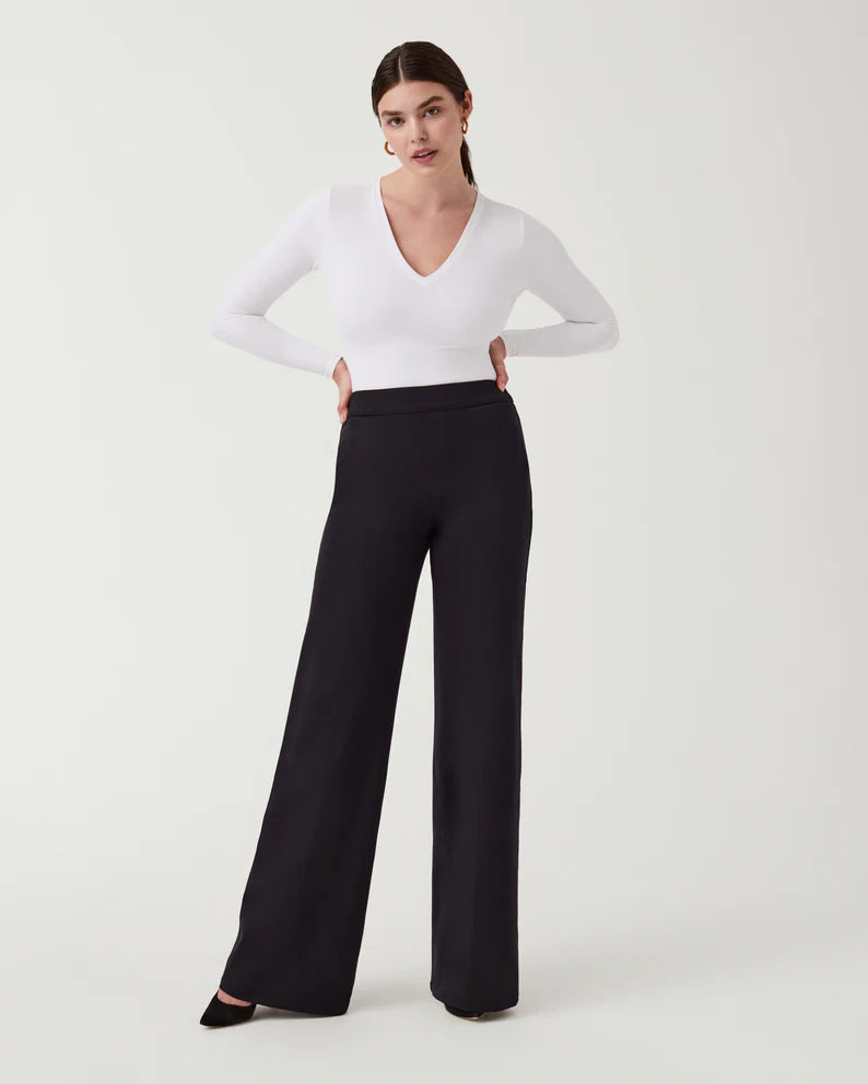 Spanx On-the-Go Ankle Slim Straight Pant in Very Black – Sugar & Spice