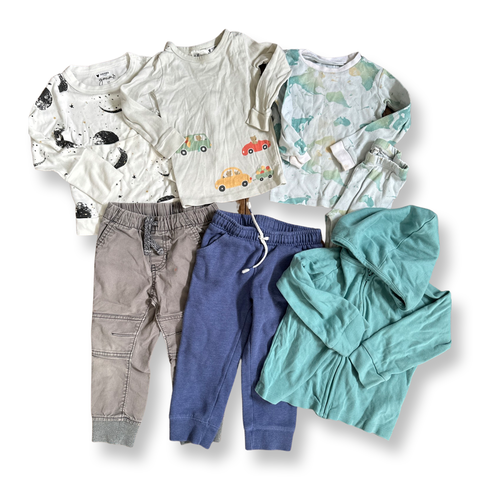 secondhand clothing bundle