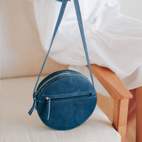 Lia Western Klein Blue Leather Circle Bag ann kurz