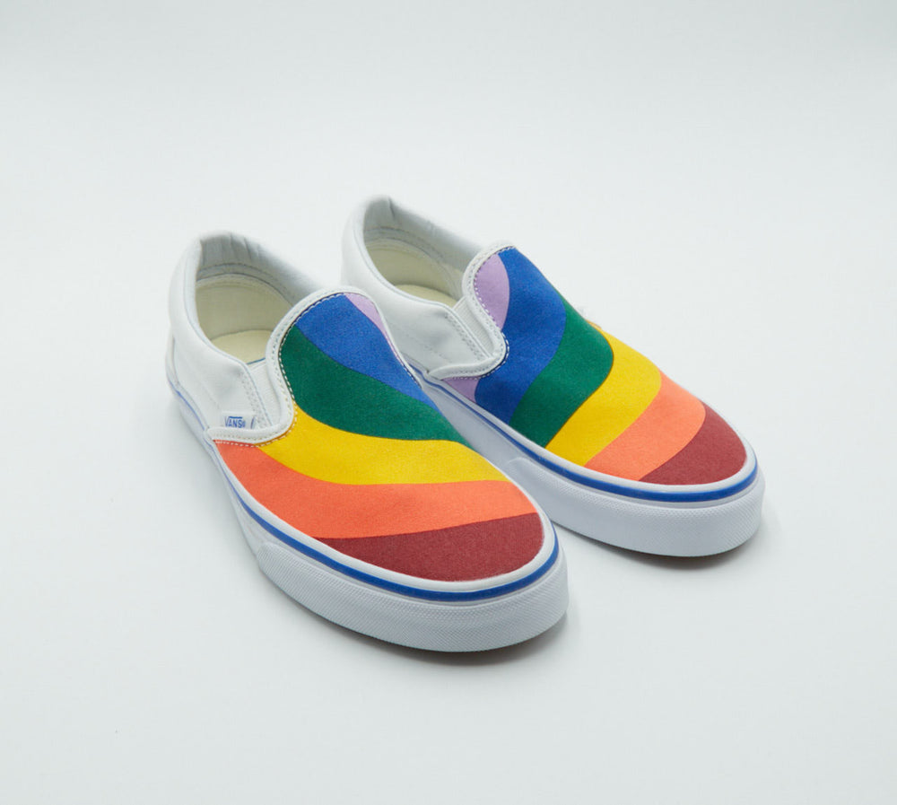 vans rainbow classic slip on