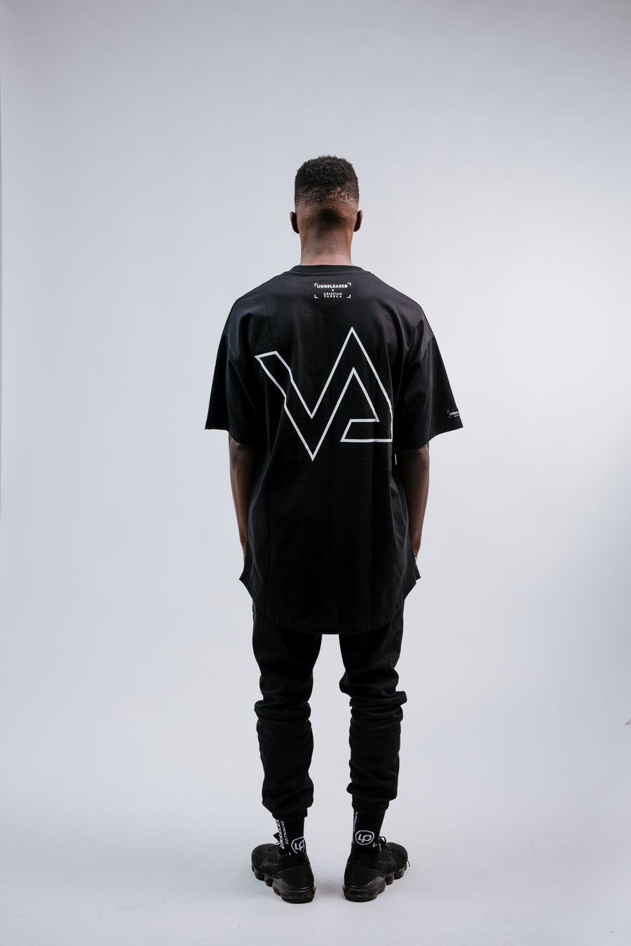 OVERSIZE T-SHIRT CRISTIAN VARELA EDITION - BLACK – UNRELEASEDWEAR