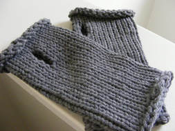 Loom Knit How To Knit Fingerless Gloves Aka Top Down Wrist
