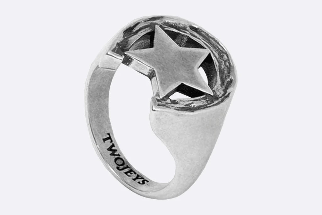 TwoJeys Star Ring