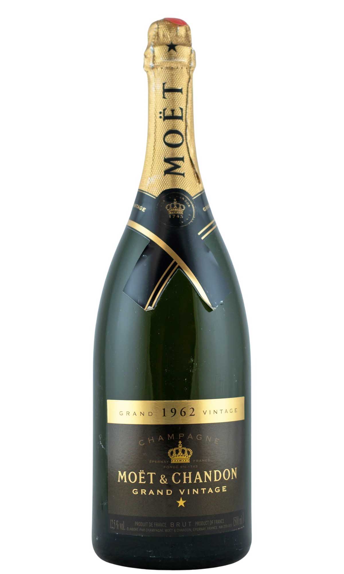 tetraëder terwijl Samengroeiing Moet et Chandon, Champagne Grand Vintage, 1962 (1.5L) – Flatiron NYC