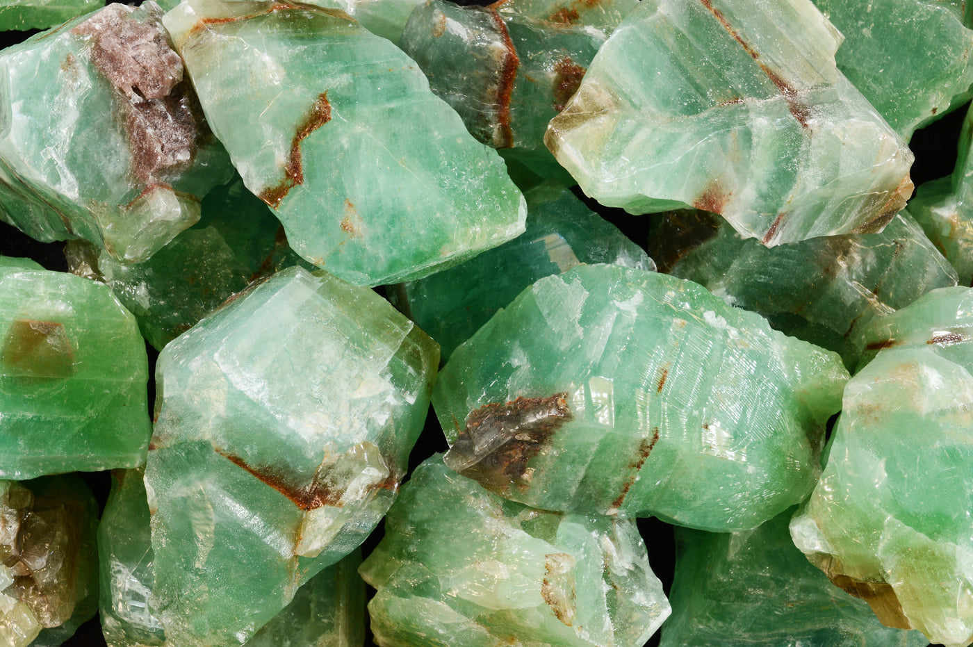 [Obrazek: Emerald_Calcite_4-7_Oz_c_1400x.jpg?v=1539493824]