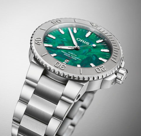 oris-watch-aquis-bracenet-limited-edition-watch-dial