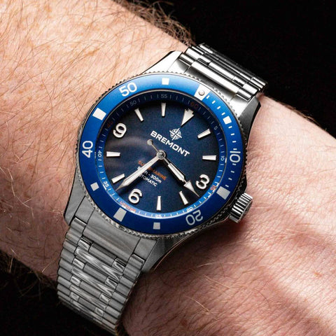 bremont-watch-supermarine-300m-bracelet-sm40-nd-ss-bl-b
