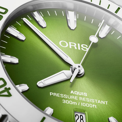 oris-watch-aquis-date-41-5mm-taste-of-summer-green-01-733-7787-4137-07-8-22-04peb
