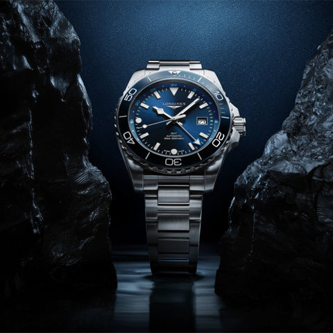 longines-watch-hydroconquest-gmt-sunray-blue-bracelet-l3-890-4-96-6