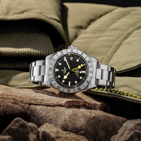 tudor-watch-black-bay-pro-m79470-0001