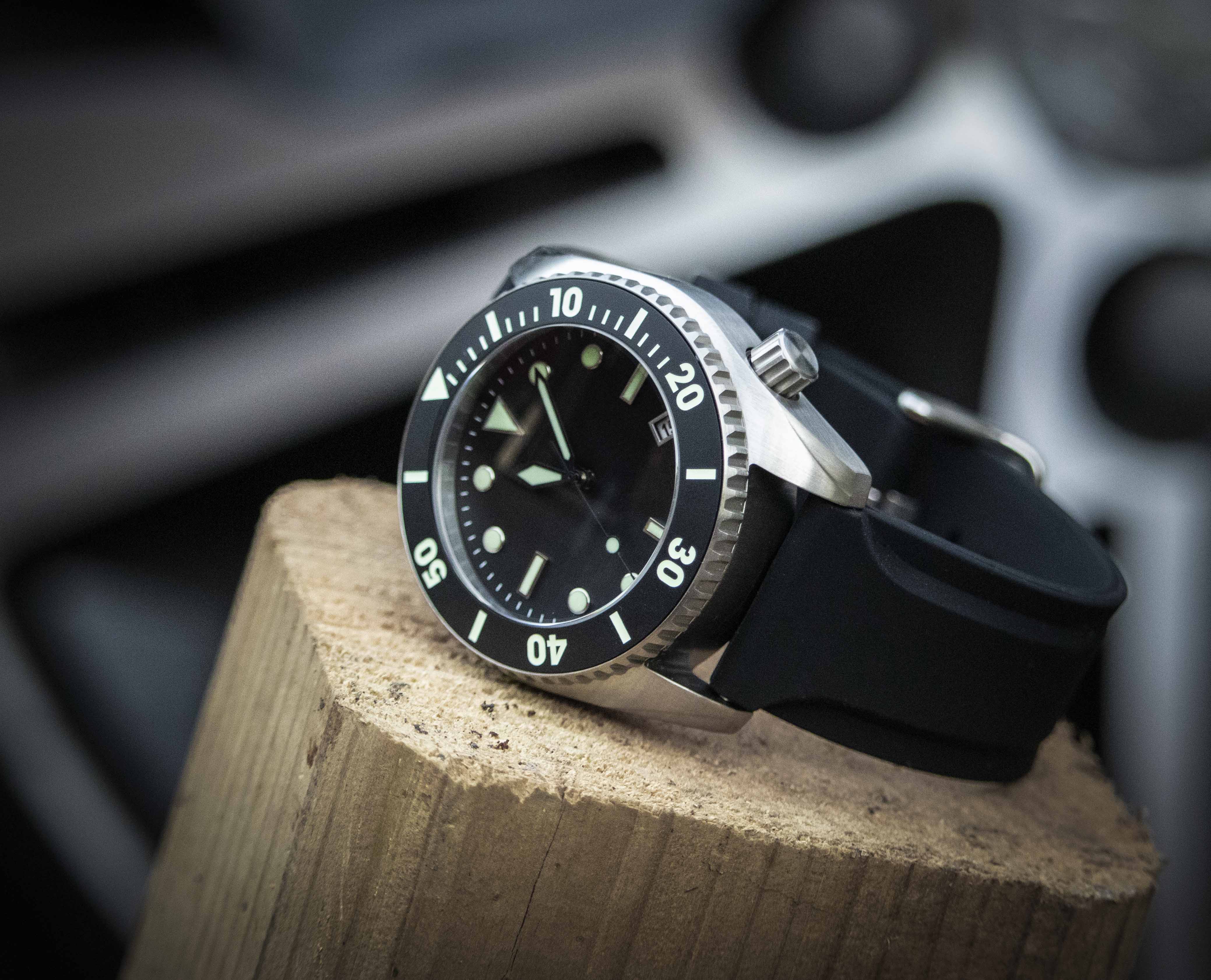 Enoksen Watch Deep Dive E01/A Divers E01/A Watch | Jura Watches