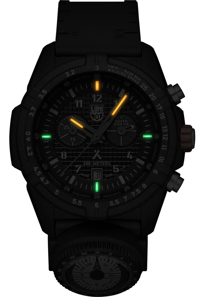 極美品/ルミノックス(LUMINOX) BEAR GRYLLS 3780 黒 年末早割 51.0%OFF