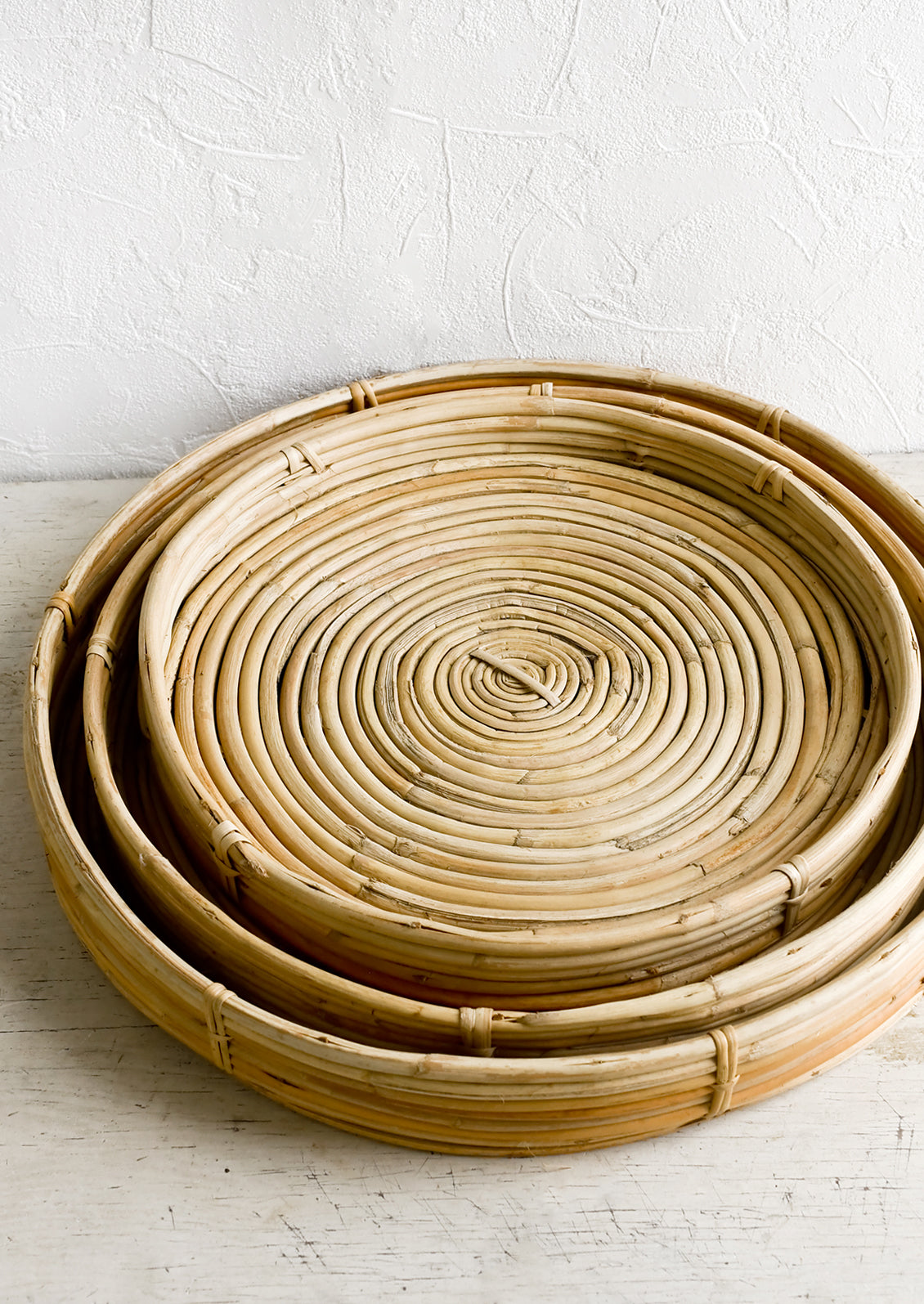 Geneva Round Rattan Tray