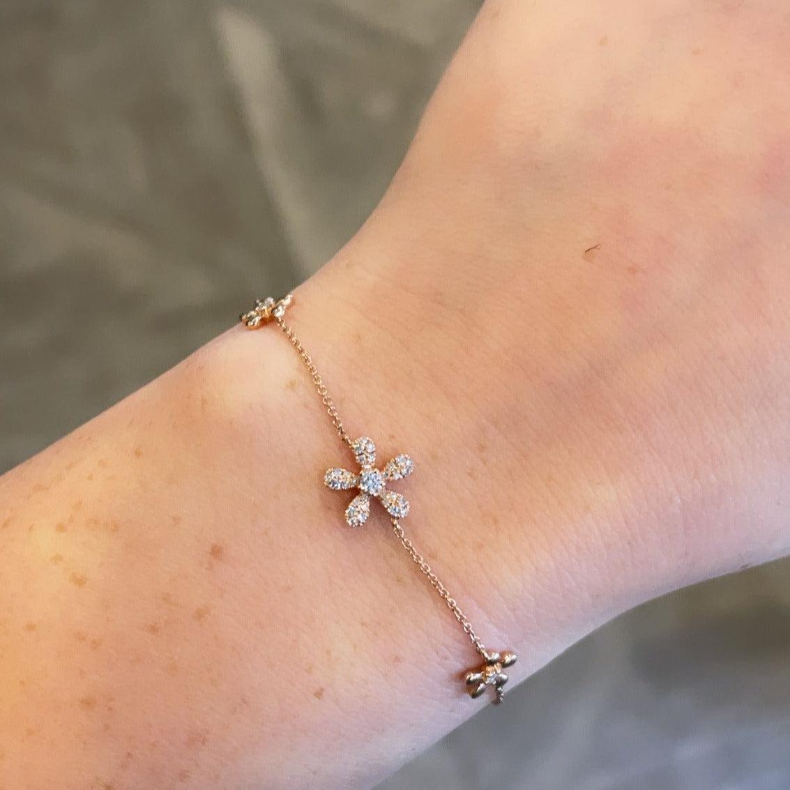 14KT Rose Gold Diamond Daisy Flower Bracelet