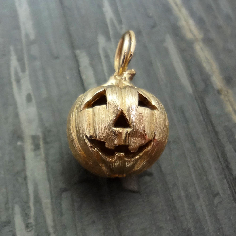 jack-o-lantern pumpkin pendant charm Halloween holiday 14k gold silver ...