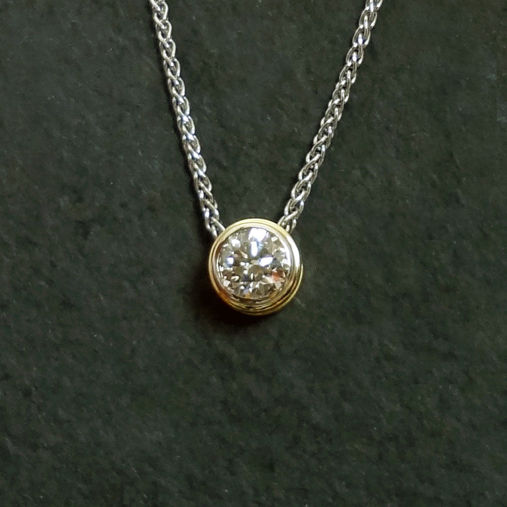 Diamond bezel set pendant in 14k gold. Jan David USA. – All Animal Jewelry