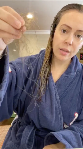 actress Alyssa Milano twitter video talking about covid-19 hair loss