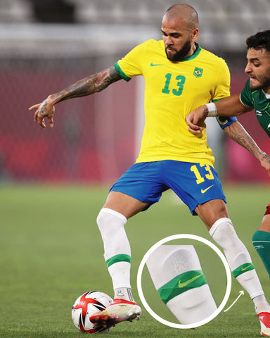 Dani Alves Biography - Brazilian football player (born 1983