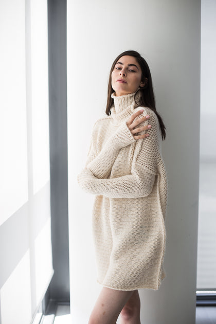 Handcrafted Oversized Chunky knit sweater | Roseuniquestyle