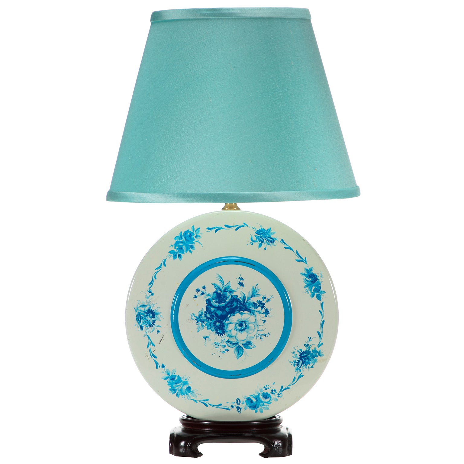 ontspannen Revolutionair ledematen One-of-a-Kind Vintage Blue White Tin Lamp with New Fabric Lampshade