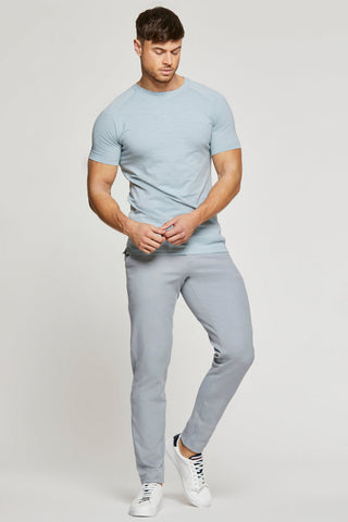 The Best Pants for Athletic Legs | Men's Picks for Big Legs