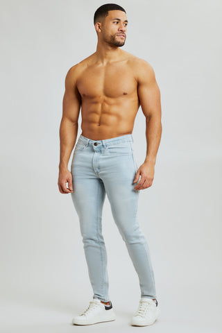 Best Jeans for Big Legs: What Fit Should I Buy? - TAILORED ATHLETE - USA