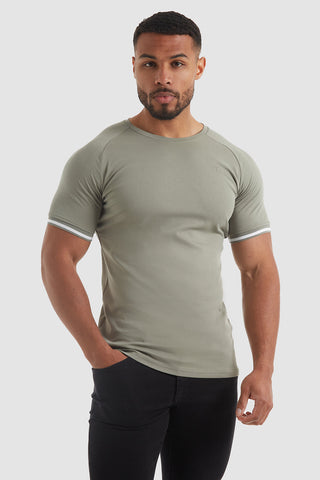 best t shirt with tight sleeves