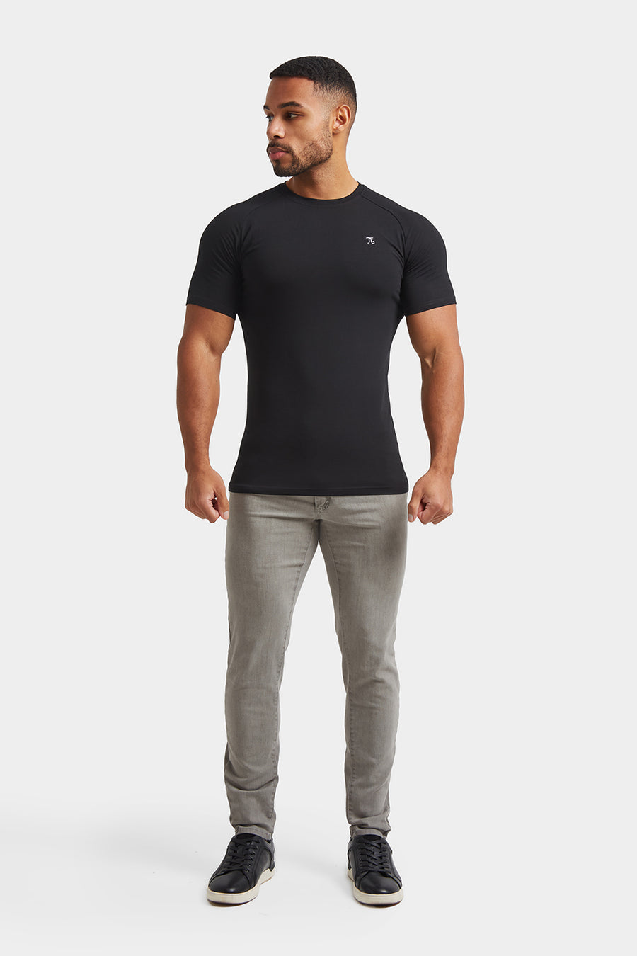 Athletic Fit Jeans in Indigo - TAILORED ATHLETE - USA