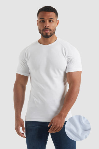 how does essential t shirts fits